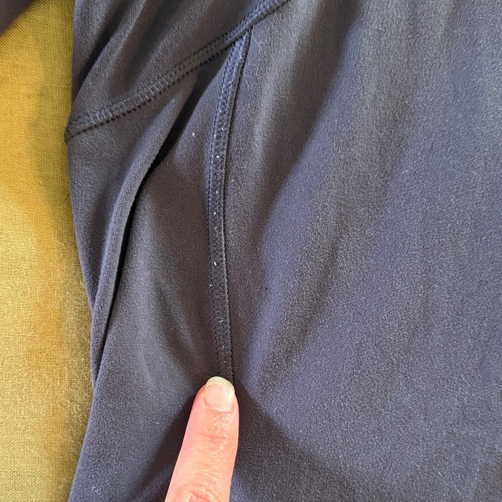 Lululemon Hooded Define Jacket in Nulu fabric in Blue/Grey - Picture 9 of 10